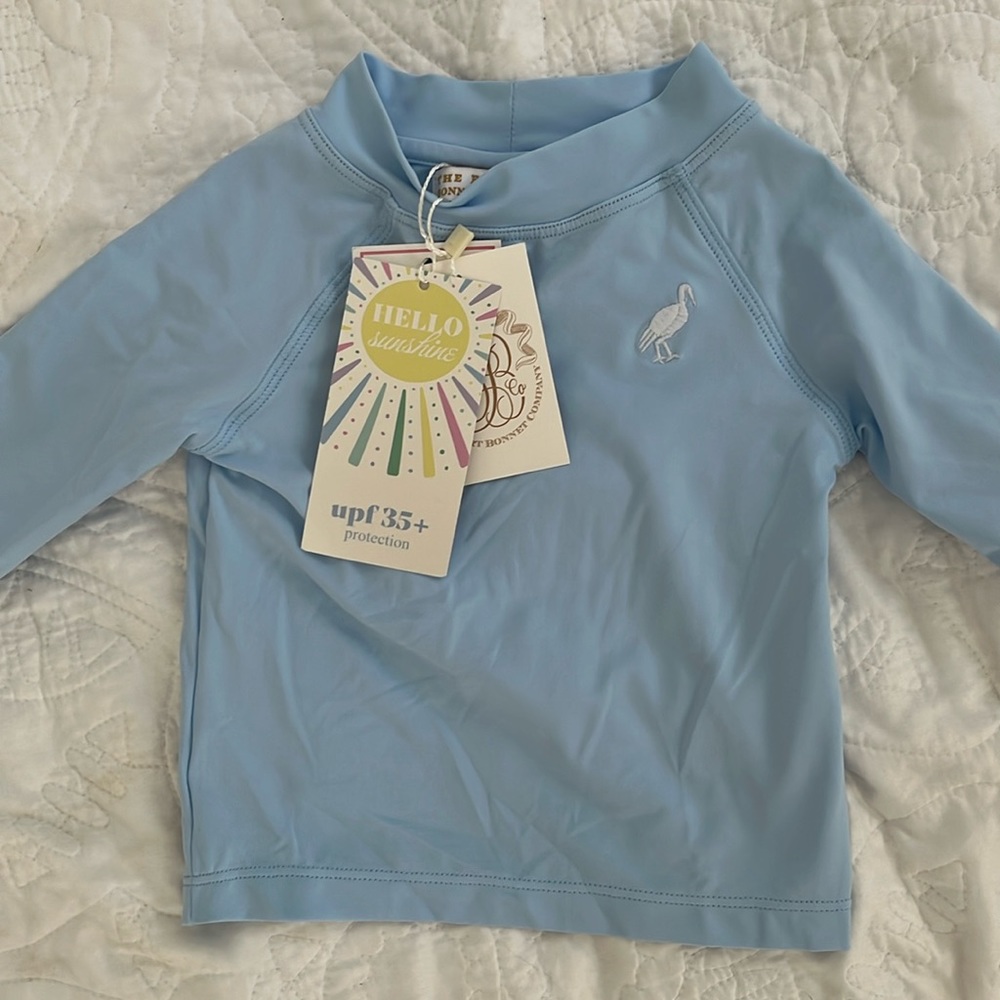 NWT Beaufort Bonnet Rash-Guard